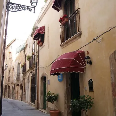 Il Labirinto 4* سيراكوزا